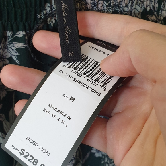 BCBG Maxazria flower print asymmetrical skirt - Picture 7 of 9